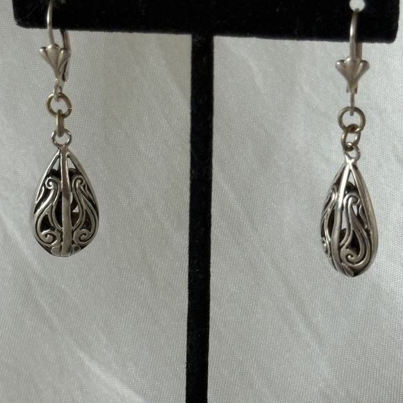 Sterling Silver Filigree Puffy Teardrop Earrings - Picture 9 of 10